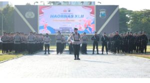 Anggota Sat Brimob Polda Jatim Terima Penghargaan KPLB Dari Kapolri